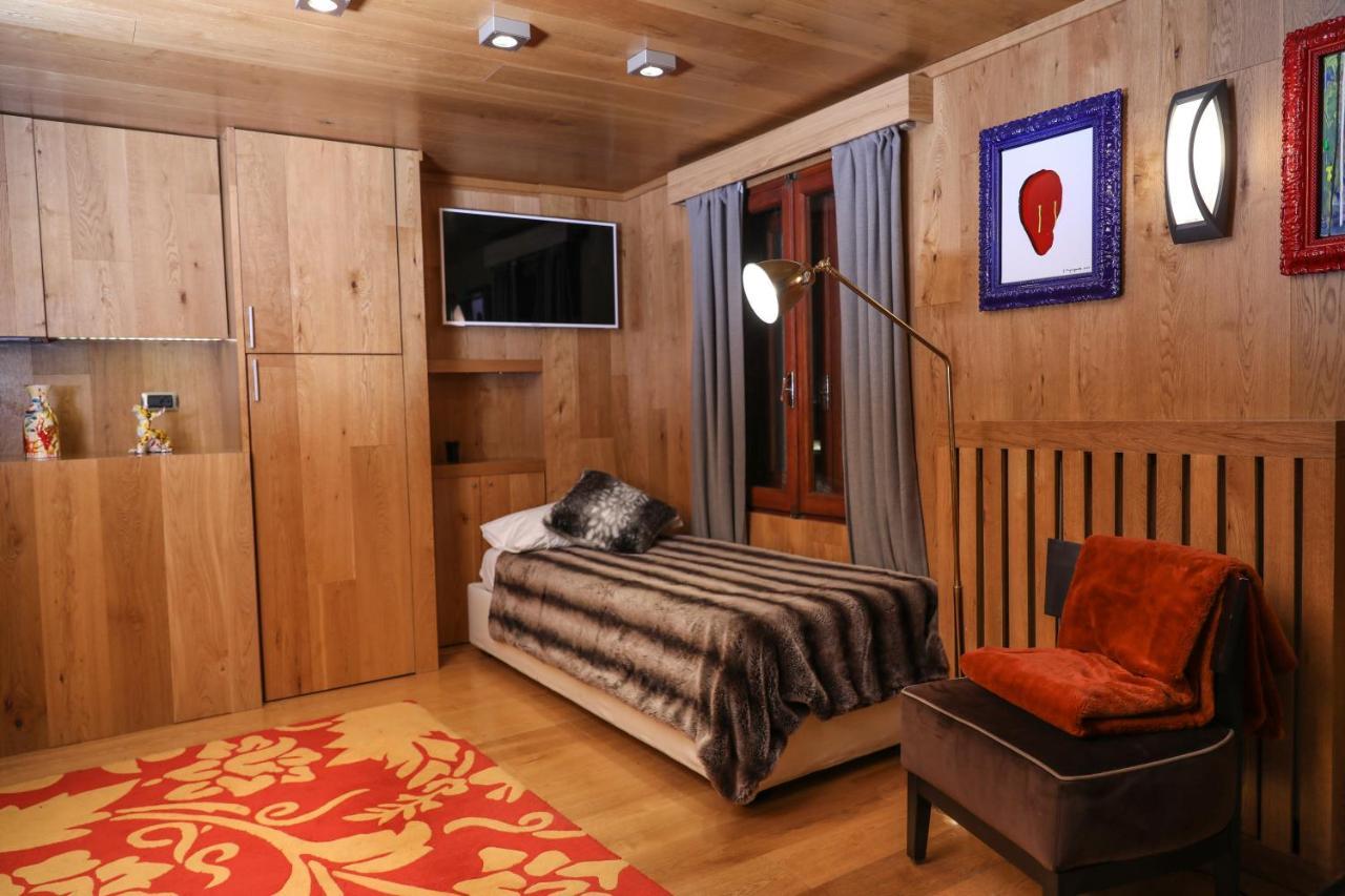 Art Hotel Grivola Breuil-Cervinia Exteriör bild