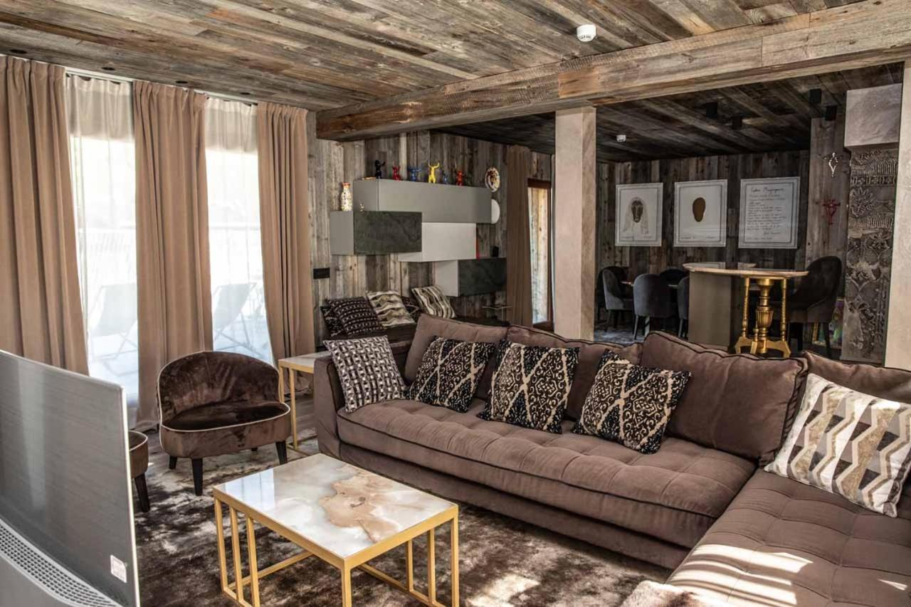 Art Hotel Grivola Breuil-Cervinia Exteriör bild