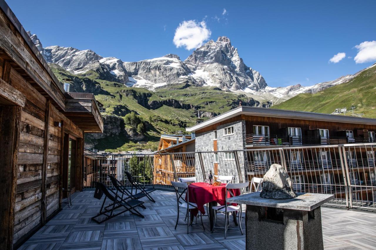 Art Hotel Grivola Breuil-Cervinia Exteriör bild