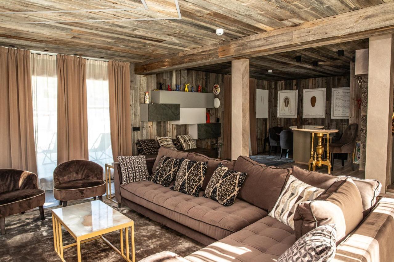 Art Hotel Grivola Breuil-Cervinia Exteriör bild