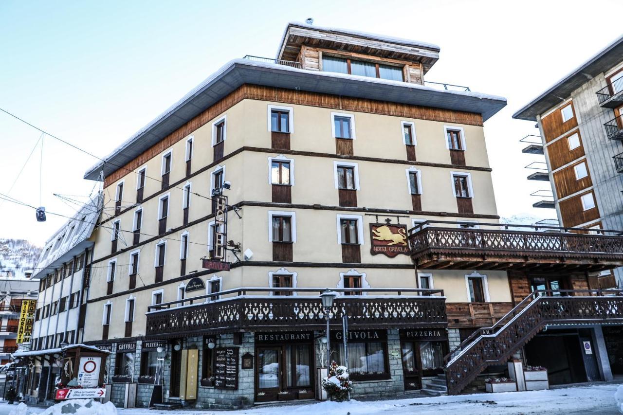 Art Hotel Grivola Breuil-Cervinia Exteriör bild