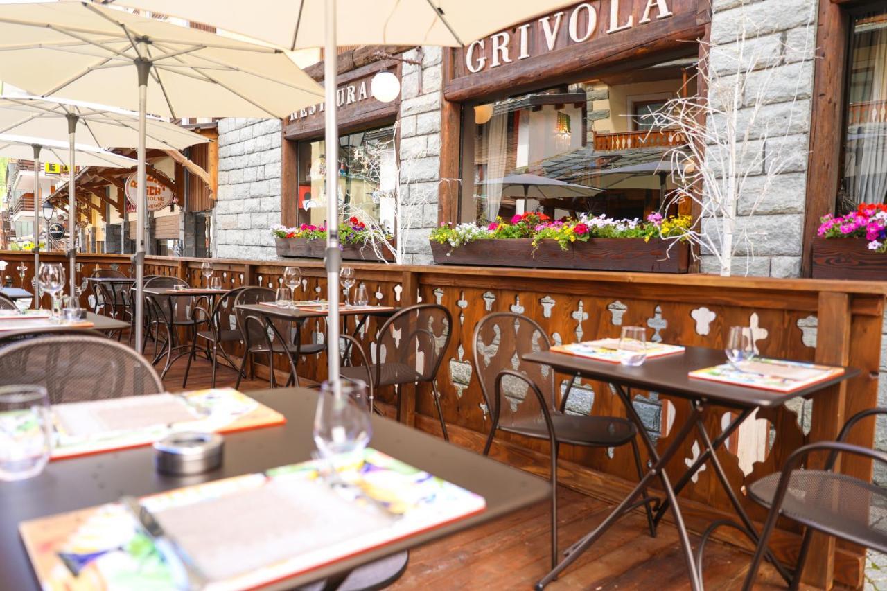 Art Hotel Grivola Breuil-Cervinia Exteriör bild