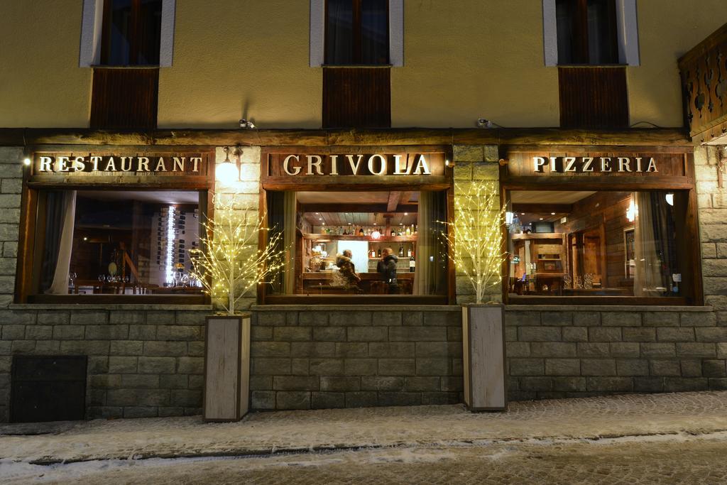 Art Hotel Grivola Breuil-Cervinia Exteriör bild